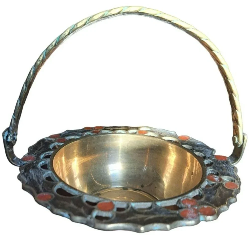 Vintage Hampton Brass Small Brass Basket Red Berries Holidays 6